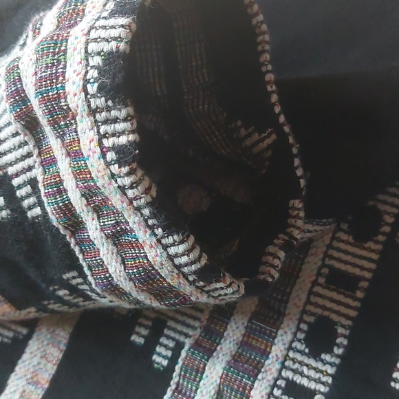 SUNDAY IN BROOKLYN weave hi-lo black top, S - Picture 7 of 10